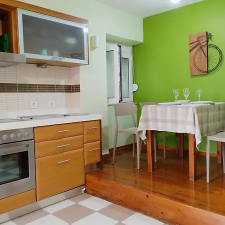 Prázdninový dům The Loft Beyond The Sea, 3 Storey Residence, 67 Mandilara *