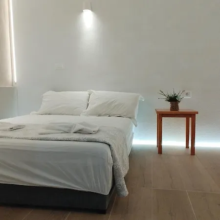 The Loft Beyond The Sea, 3 Storey Residence, 67 Mandilara